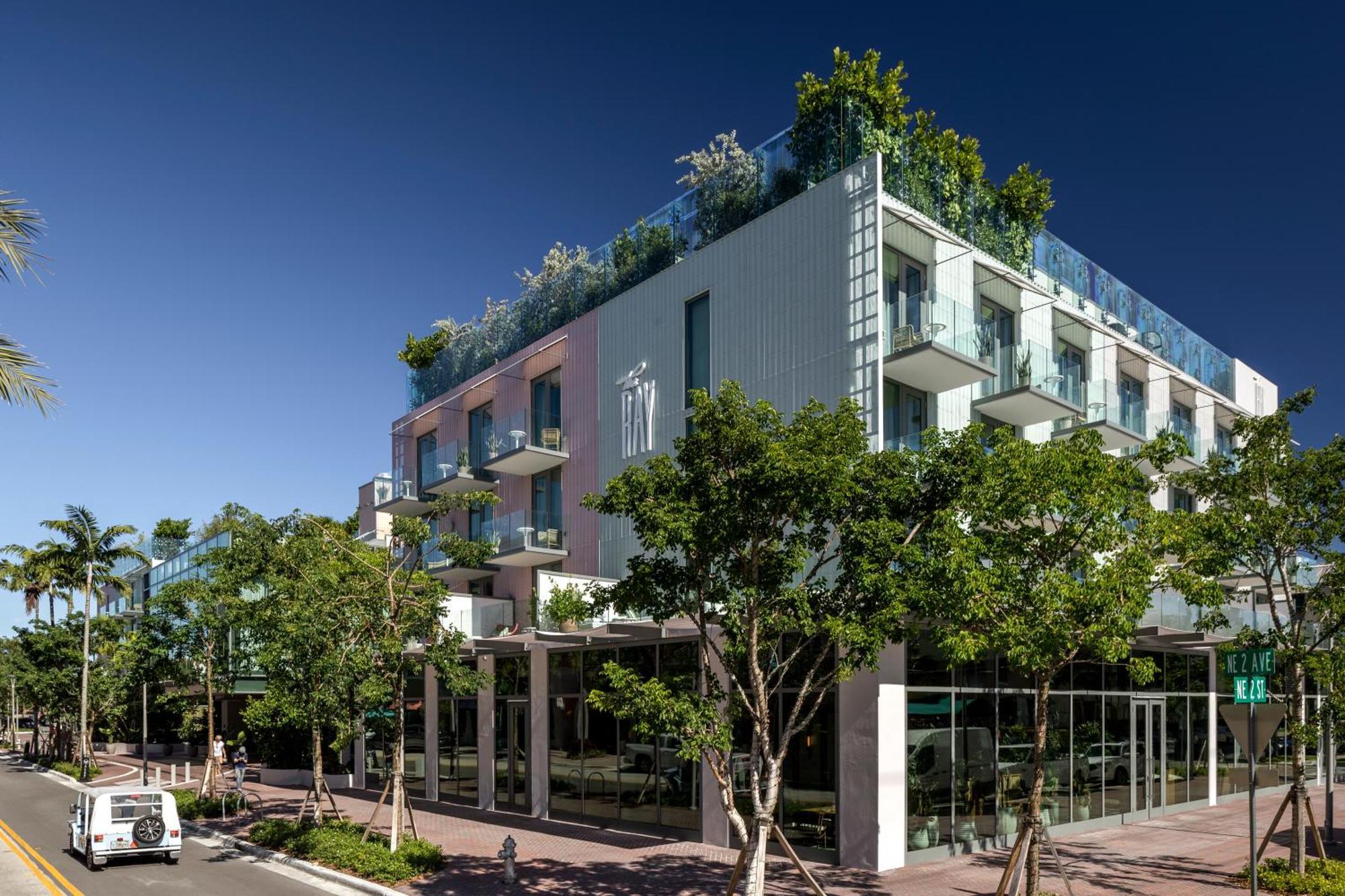 Hotel The Ray Delray Beach, Curio Collection By Hilton